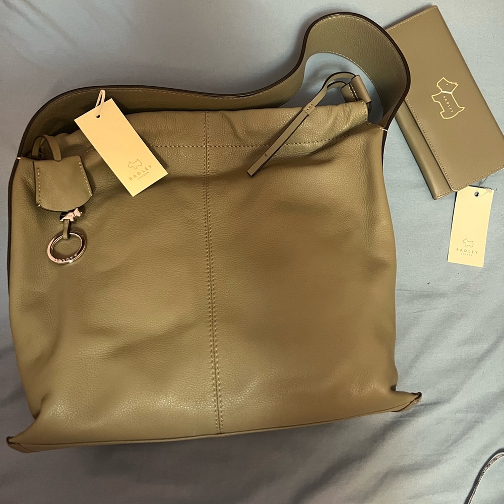 RADLEY LONDON Olive Leather Shoulder Bag